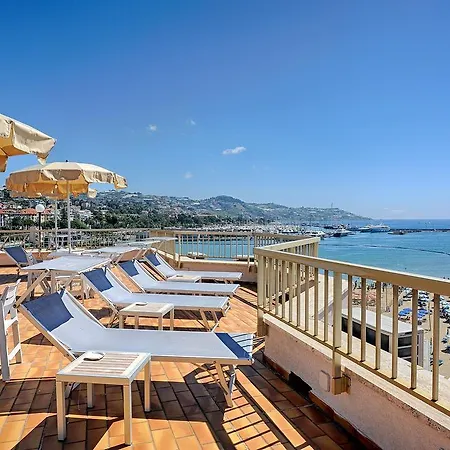 Dei Due Porti Appart hôtel 3*