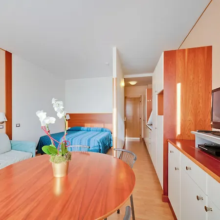 Dei Due Porti מלון דירות