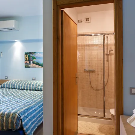 Dei Due Porti Aparthotel 3*