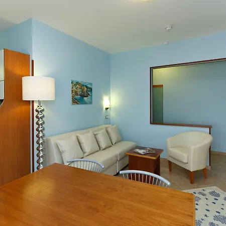 Dei Due Porti מלון דירות