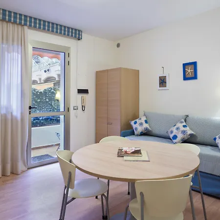 Dei Due Porti מלון דירות סנרמו