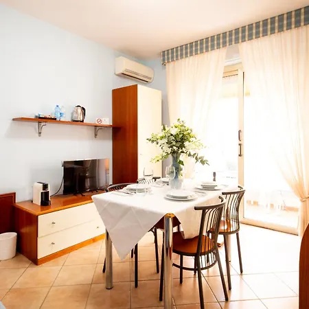Dei Due Porti Aparthotel 3*