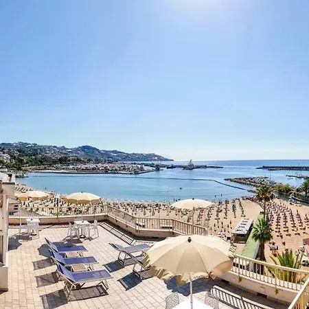 Dei Due Porti Lejlighedshotel Sanremo